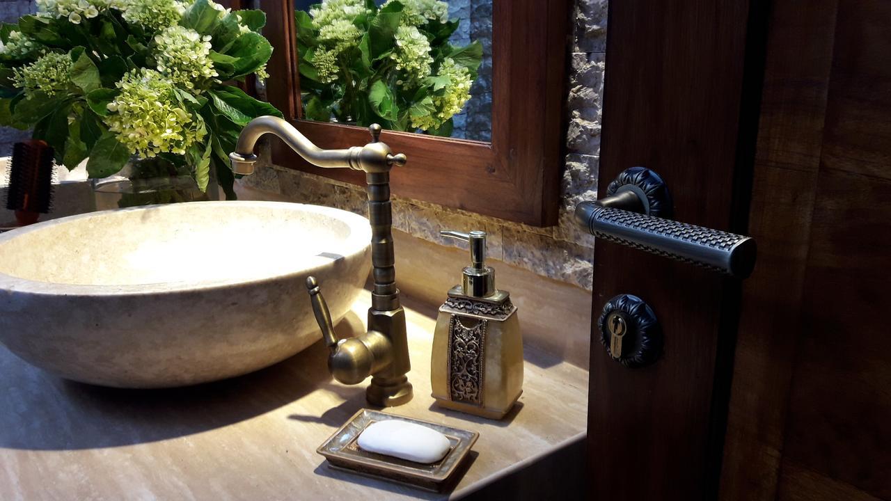 A Priori Villa Ubud Eksteriør bilde